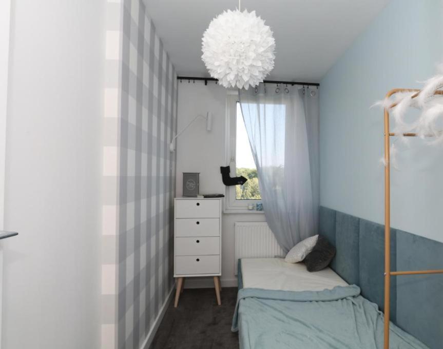 Romaszewskiego Zoliborz Bedroom Pokoj Metro Warsaw Exterior photo